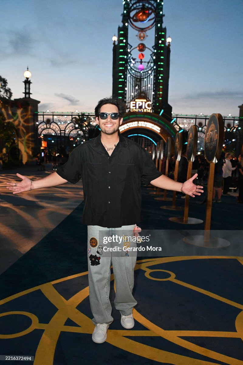 Lebron Jr 23 ▲ tweet media