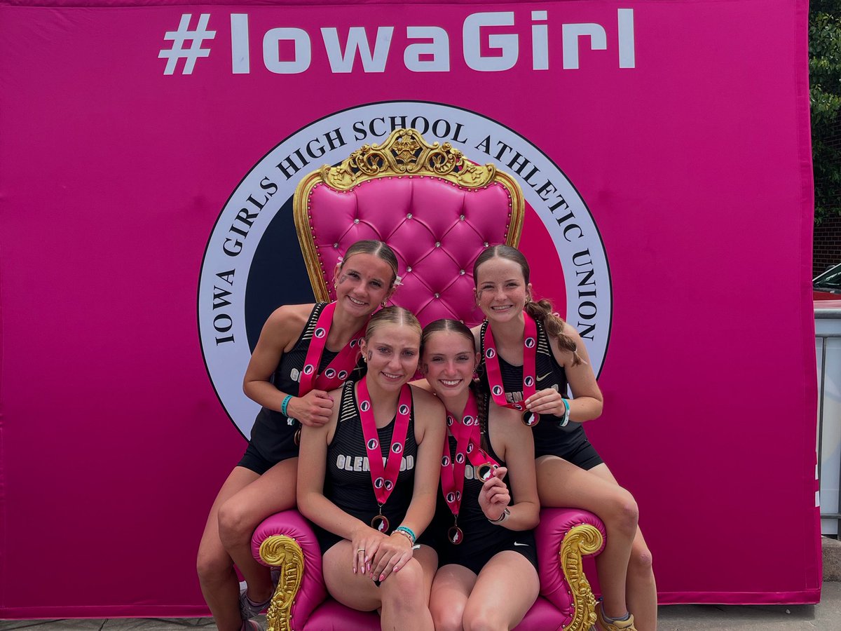 Megan, Kasey, Courtney, and Alli finish 5th in the Shuttle Hurdle at State!