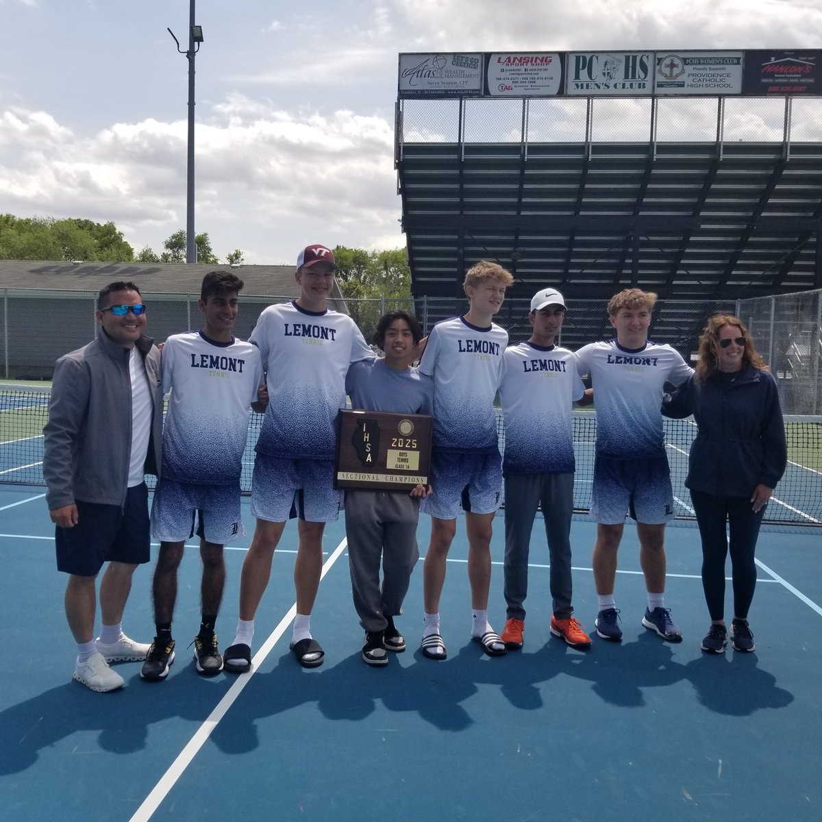 Lemont Boys Tennis advances to the 2025 IHSA State Tournament after winning the Sectional Title! Best of luck to this amazing team!  #WeAreLemont