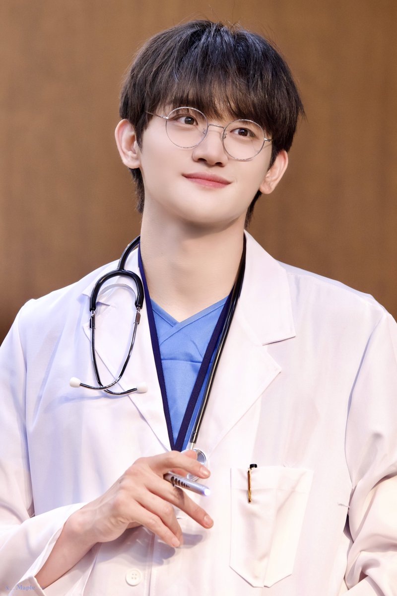 250524 디마뮤 팬싸

🥼🩺

#LUCY #루시 #원상 #조원상