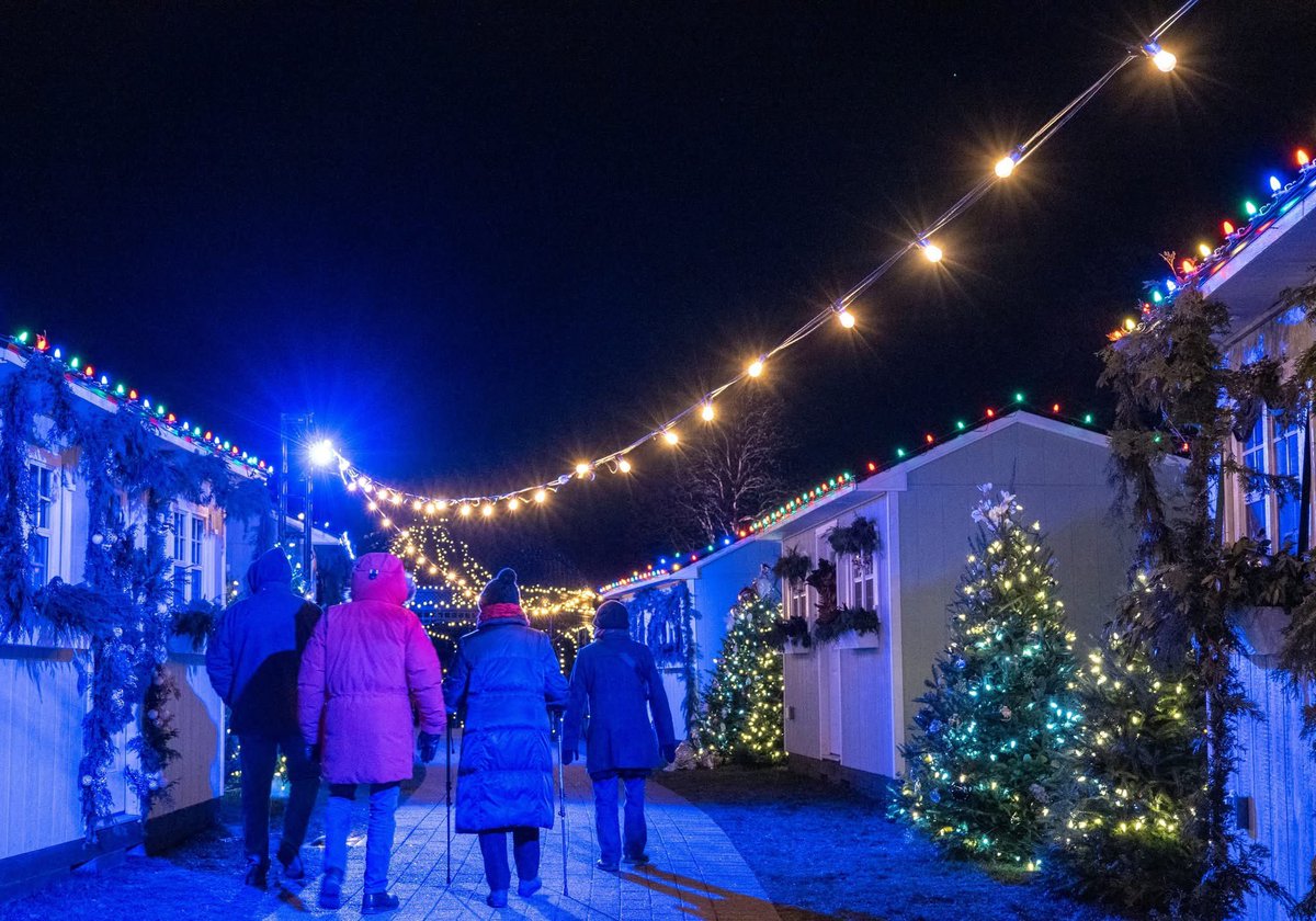 Jeremy Freiburger (he,him) (@freiburgerjer) on Twitter photo Vendor Call!
The <a href="/RBGCanada/">Royal Botanical Gardens</a> is looking for vendors to join us for Winter Wonders. Each vendor gets a heated cabin with power! We see approx. 30-40,000 visitors over 5 weekends. Come for one, or come for them all!
Apply now at ow.ly/4lSu50VXVg0 Vendor Call!
The <a href="/RBGCanada/">Royal Botanical Gardens</a> is looking for vendors to join us for Winter Wonders. Each vendor gets a heated cabin with power! We see approx. 30-40,000 visitors over 5 weekends. Come for one, or come for them all!
Apply now at ow.ly/4lSu50VXVg0