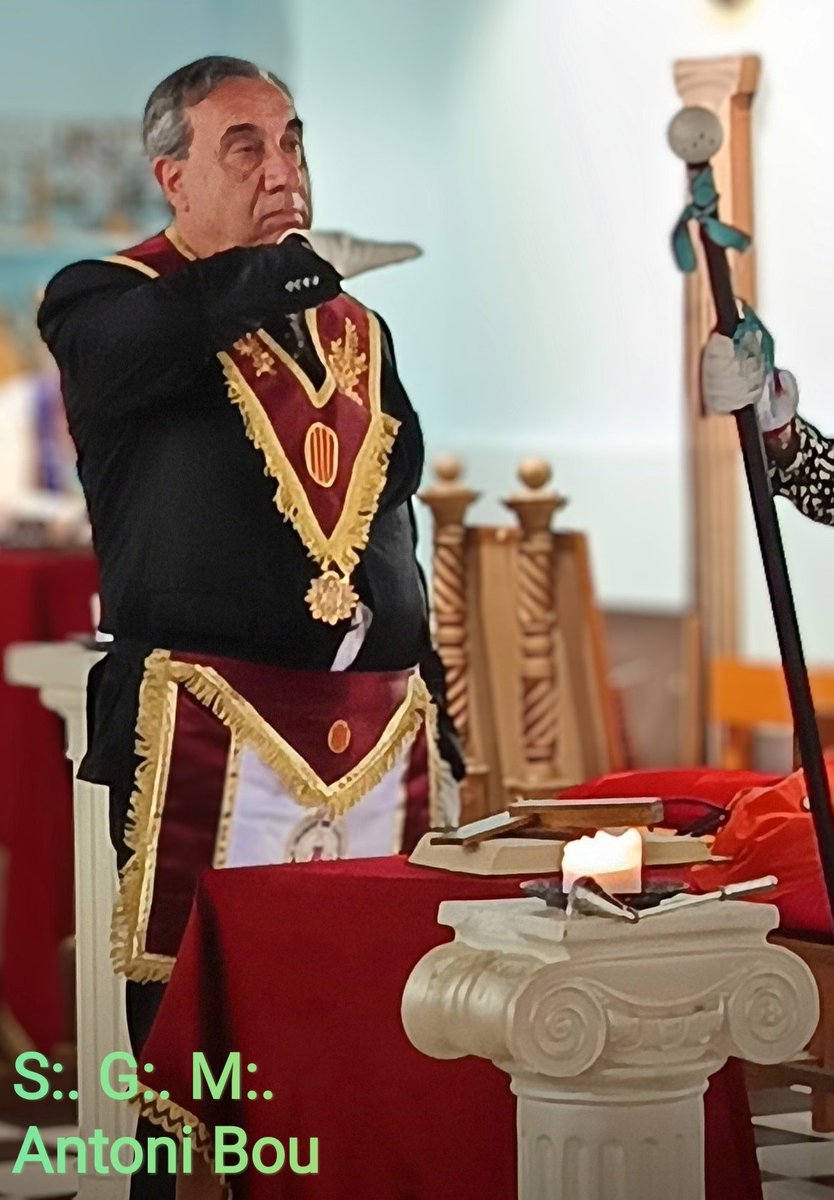 INSTAL·LACIÓ DEL NOU GRAN MESTRE DEL G:.O:.C:.

Avui 24 de maig la Gran Assemblea Federal, ha proclamat i instal·lat al G:. Antoni Bou Miàs com  Sereníssim Gran Mestre per a tres anys. També s'ha instal·lat el Col·legi de Grans Oficials i s'ha elegit al nou president de la GAF:.
