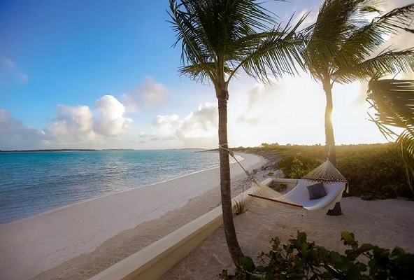 American or Delta Airlines : Houston 🇺🇸 (IAH)  to  Bahamas 🇧🇸 (NAS)  $525 or $526
skyscanner.com/transport/flig…  #Bahamas #Travel