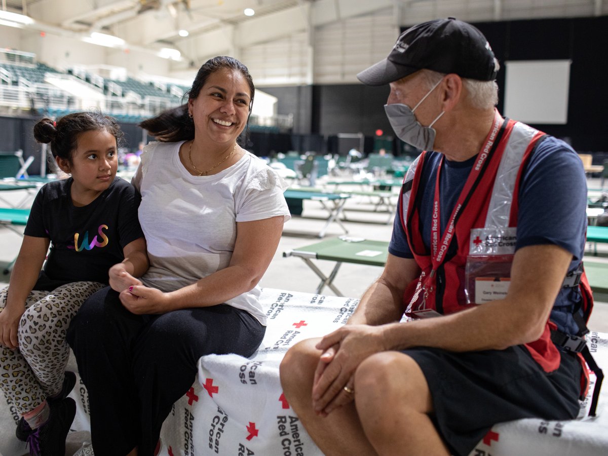 We're looking for volunteers like YOU! 👉🏽 As a Duty Officer, you will be the first point of contact for our community and partners about a disaster. Every day, 24/7, we assist people on their worst day, helping turn tragedy into hope. For information visit redcross.org/volunteer