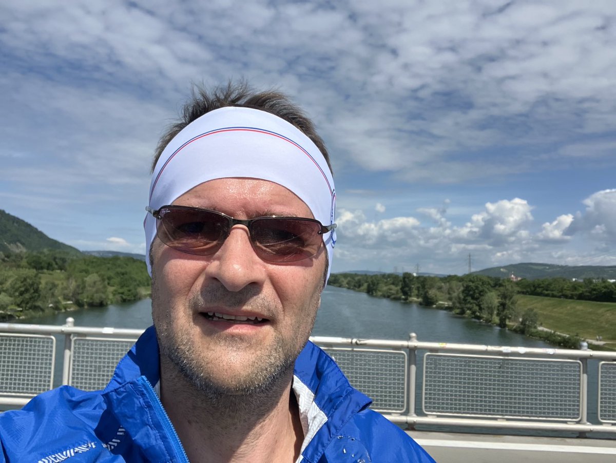 SchuhChristoph's tweet photo. #Rollerski Es war ein Vergnügen heute auf der #Donauinsel zu #Wien 16km Rollerski zu fahren - welche Stadt hat ein menschengemachtes Naturjuwel für alle mitten in der Stadt??? #JustVienna #WienLiebe #SportsON #Sport https://t.co/tIe2Lwz5VH