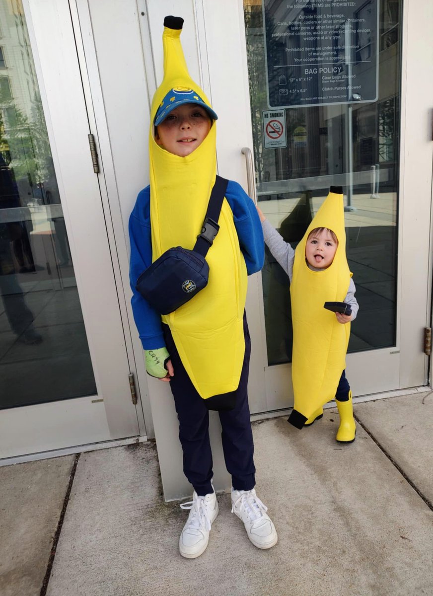 Ollie &amp; Jack are ready!  GO BANANAS Toledo!!!