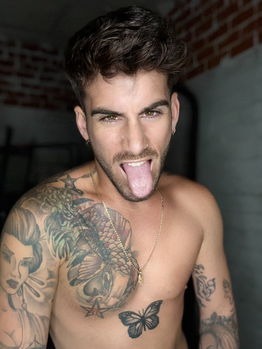 Dani Velazquez tweet media