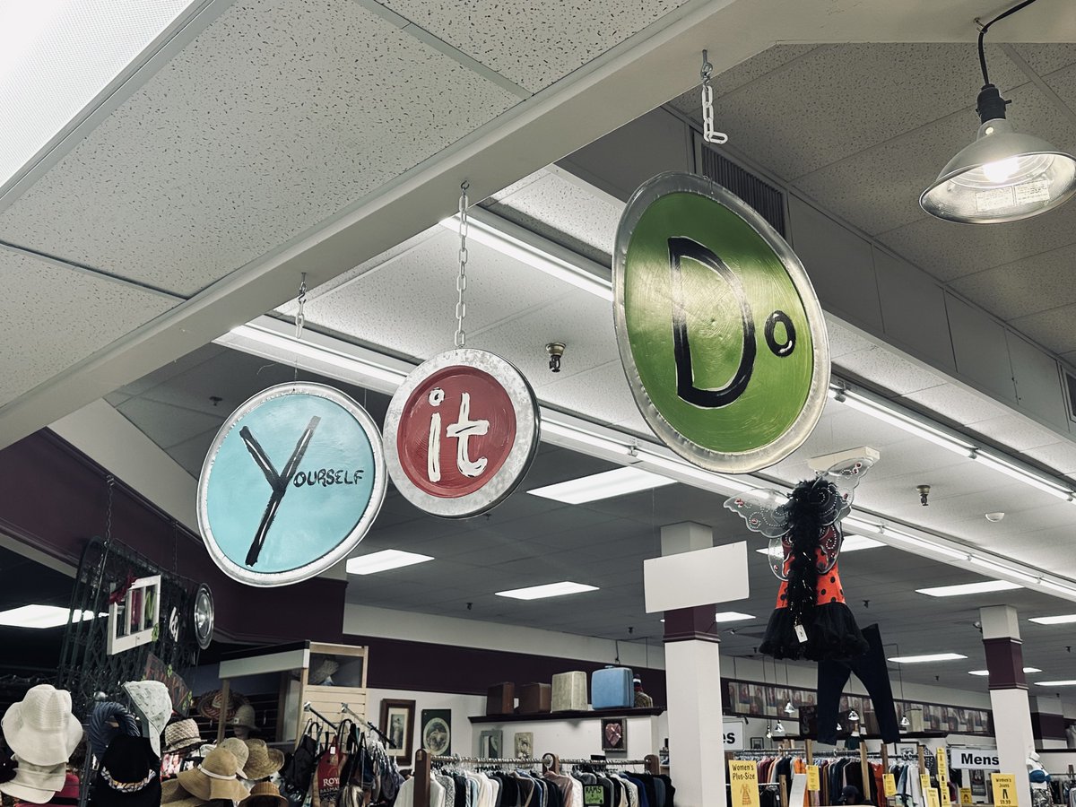 Robbie | ChromaRaven tweet media