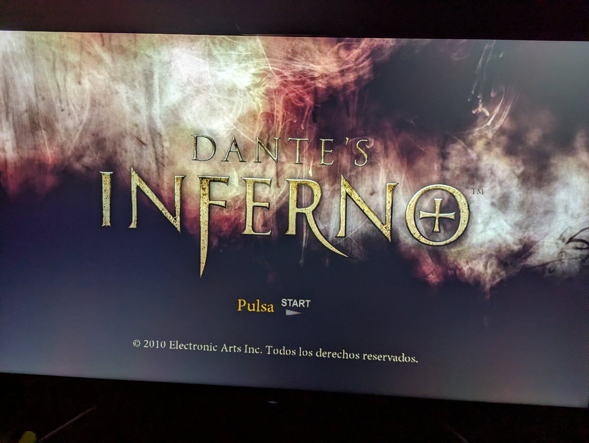 Compré un control chino y desempolve el PS3 solo para volver a jugar está joya :3