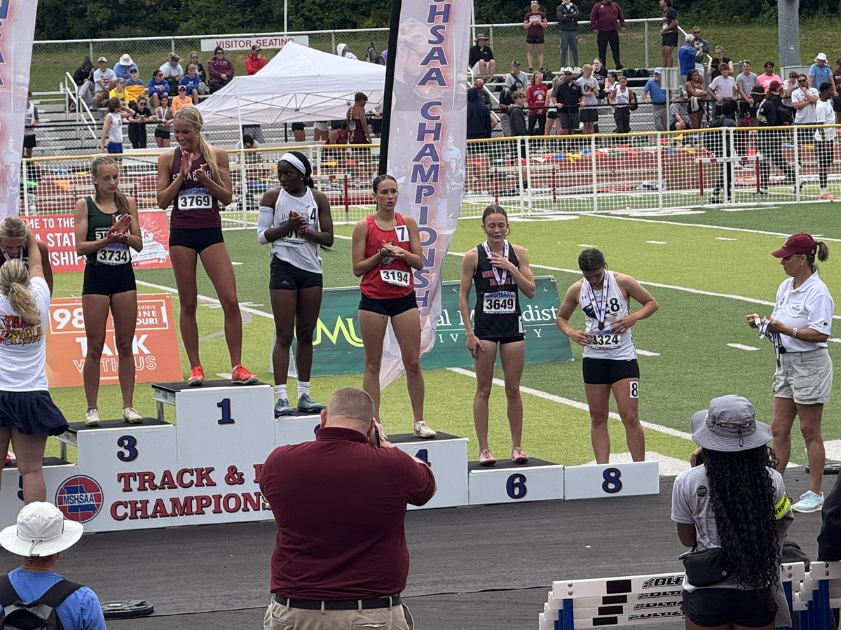 SBCtrack's tweet photo. @SoBoCoAthletics Lilah Hinton 6th place All-State. https://t.co/bumRzbmXkT