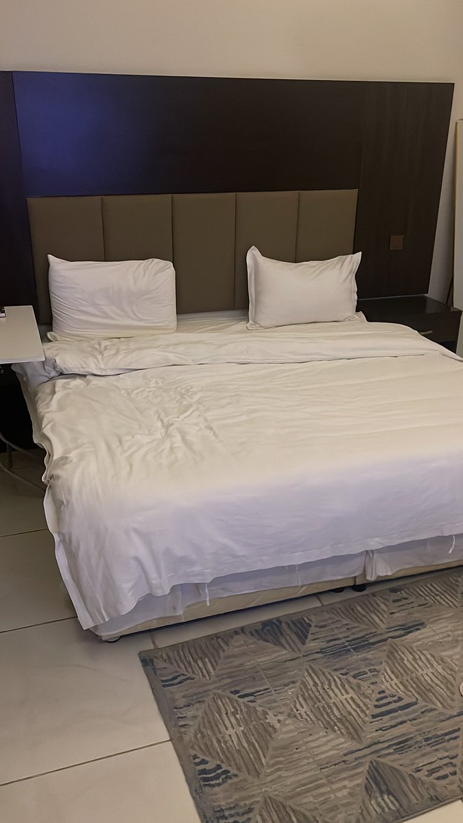 🛏🎈 tweet media
