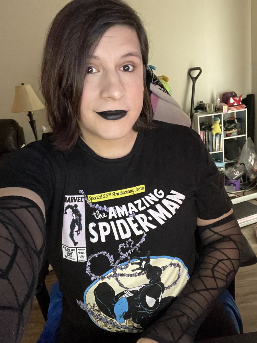 JayKaneTV's tweet photo. Hi! I’m Jay! Internet person, sometimes animated, streamer. I hang out with my friends on stream when I can, we usually stream most days minus a couple when wrestling is on 😅 you can catch me around on https://t.co/zZN6NY2c6o and I post selfies and rants on my pages. https://t.co/BG9nZixH4t