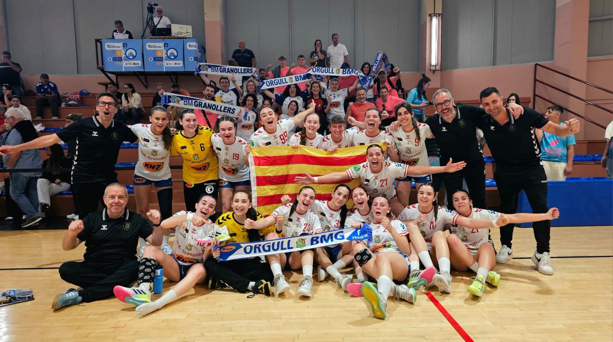BMGranollers's tweet photo. SEGONA VICTÒRIA DEL SÈNIOR B!  2/2🚀🚀🚀

KH-7 BM Granollers Atlètic - 36
🆚
@BMMalagaCosta - 28

Molta sort demà! A pel tercer!!!!!

#BMGx80 #OrgullBMG🔵⚪️ https://t.co/hwd4m3ssyO