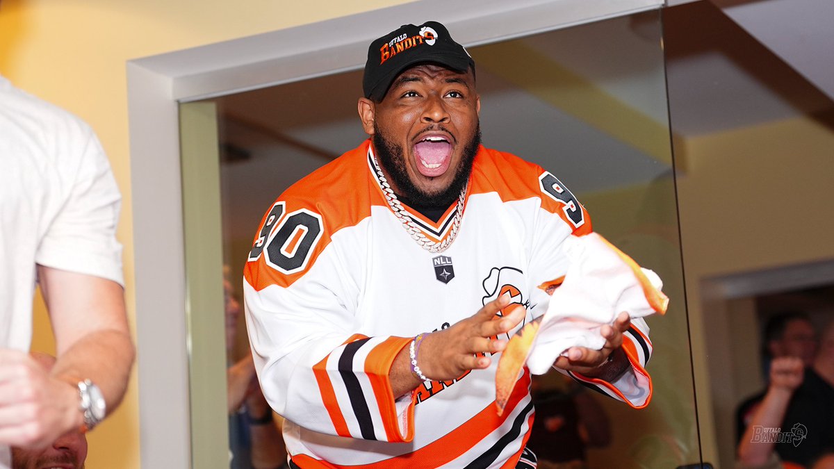 NLLBandits's tweet photo. BILLS FIRED UP IN BANDITLAND! 🗣️

#LetsGoBandits | #BillsMafia https://t.co/ralrMVuIEp