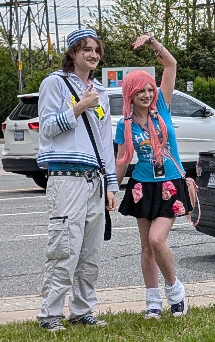 lolwenwin's tweet photo. Anime North JoJo photoshoot continues to be based https://t.co/xyk9uN3MO8