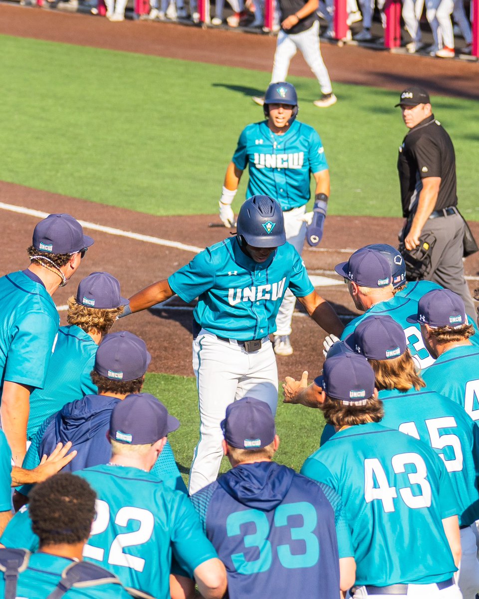 ⚾️ <a href="/UNCWBaseball/">UNCW Baseball</a> takes a 3-0 lead into the 3rd

#CAABaseball