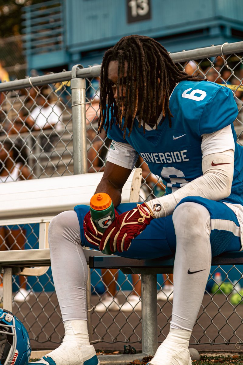 Coaches please take a minute to check out the highlights. A upcoming Junior that is a 6’1 180 athlete  ATH/ “DOG”<a href="/twanDaBoss/">Antwan Nicholas</a> <a href="/Mobellent/">Mobell11</a> 

hudl.com/v/2Pze6m