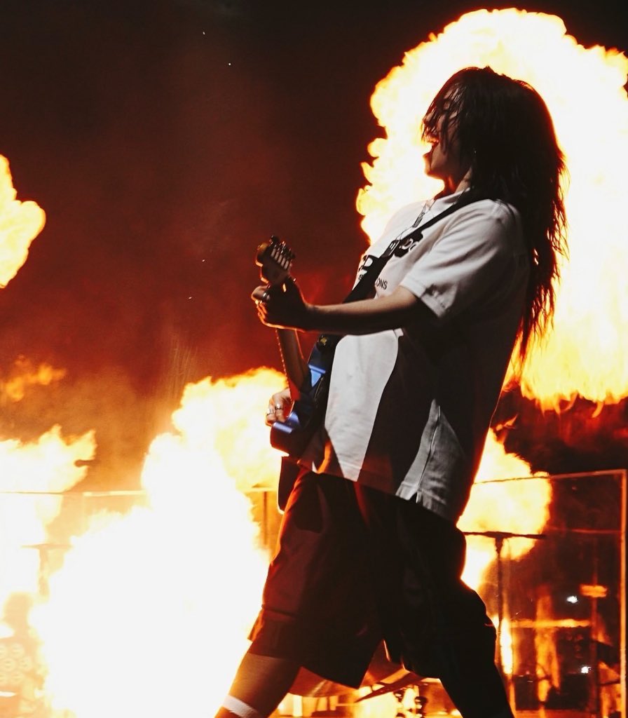 punkrockeilish's tweet photo. CURRENTLY MISSING ROCKSTAR BILLIE RN💔 https://t.co/BZVsTk0svu