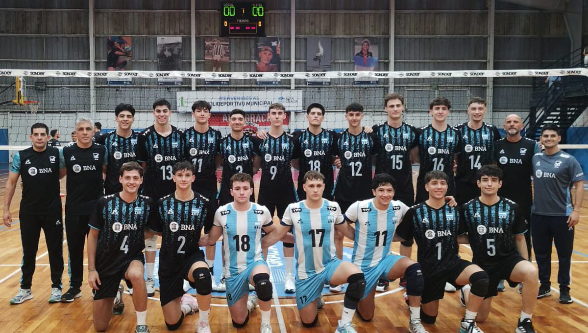 🏐🇦🇷 La Selección U21 masculina cumplió otra etapa de trabajo hacia el Mundial y en esta oportunidad concentró en Alta Gracia, Córdoba 

Allí, además, disputó amistosos contra los equipos locales 🙌

#VamosArgentina
