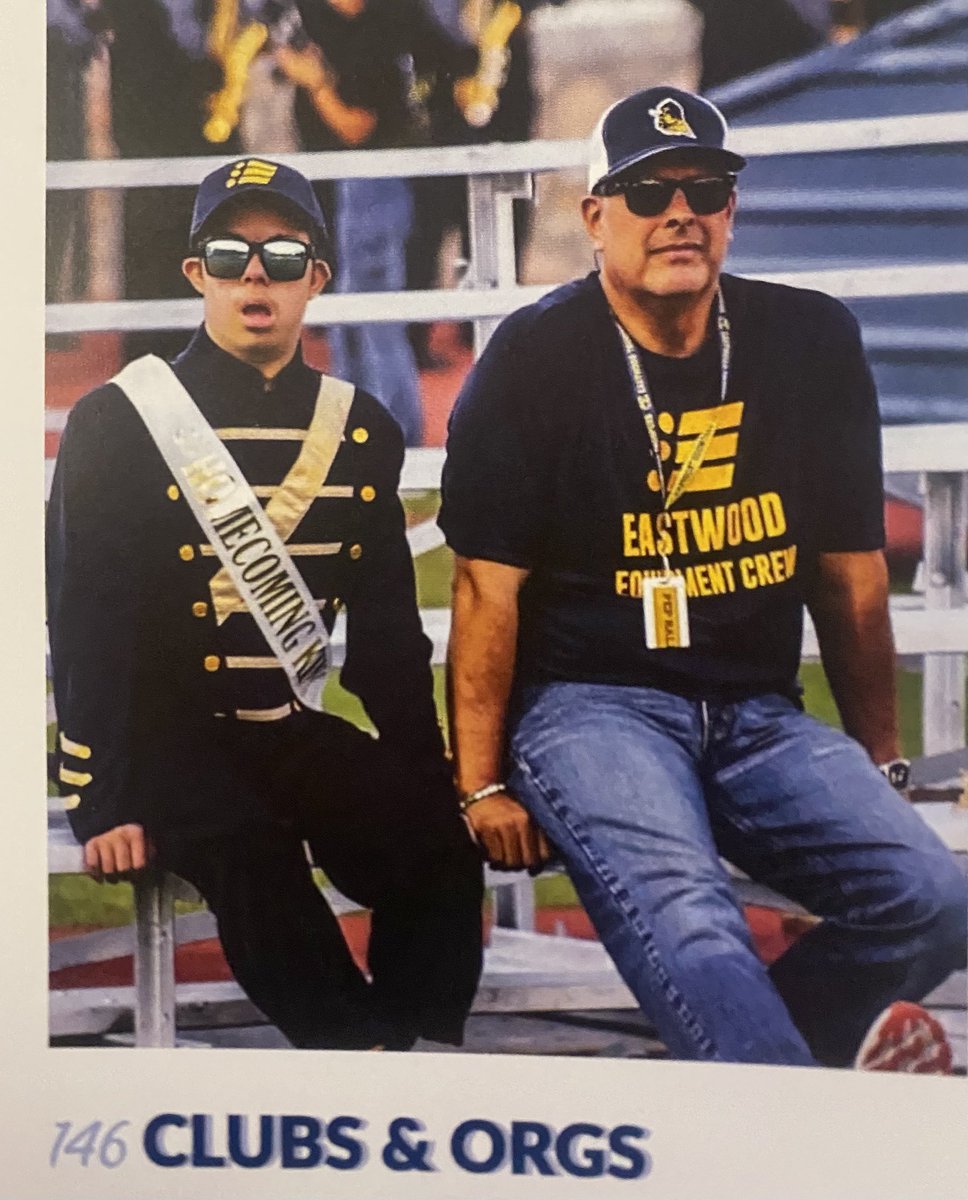 ehsohana's tweet photo. Thank You to the @EHSSaluteYBK for the Awesome section on us. We appreciate all of your love and support Always!! GO TROOP 💙 💛 https://t.co/F9gLU7FARx