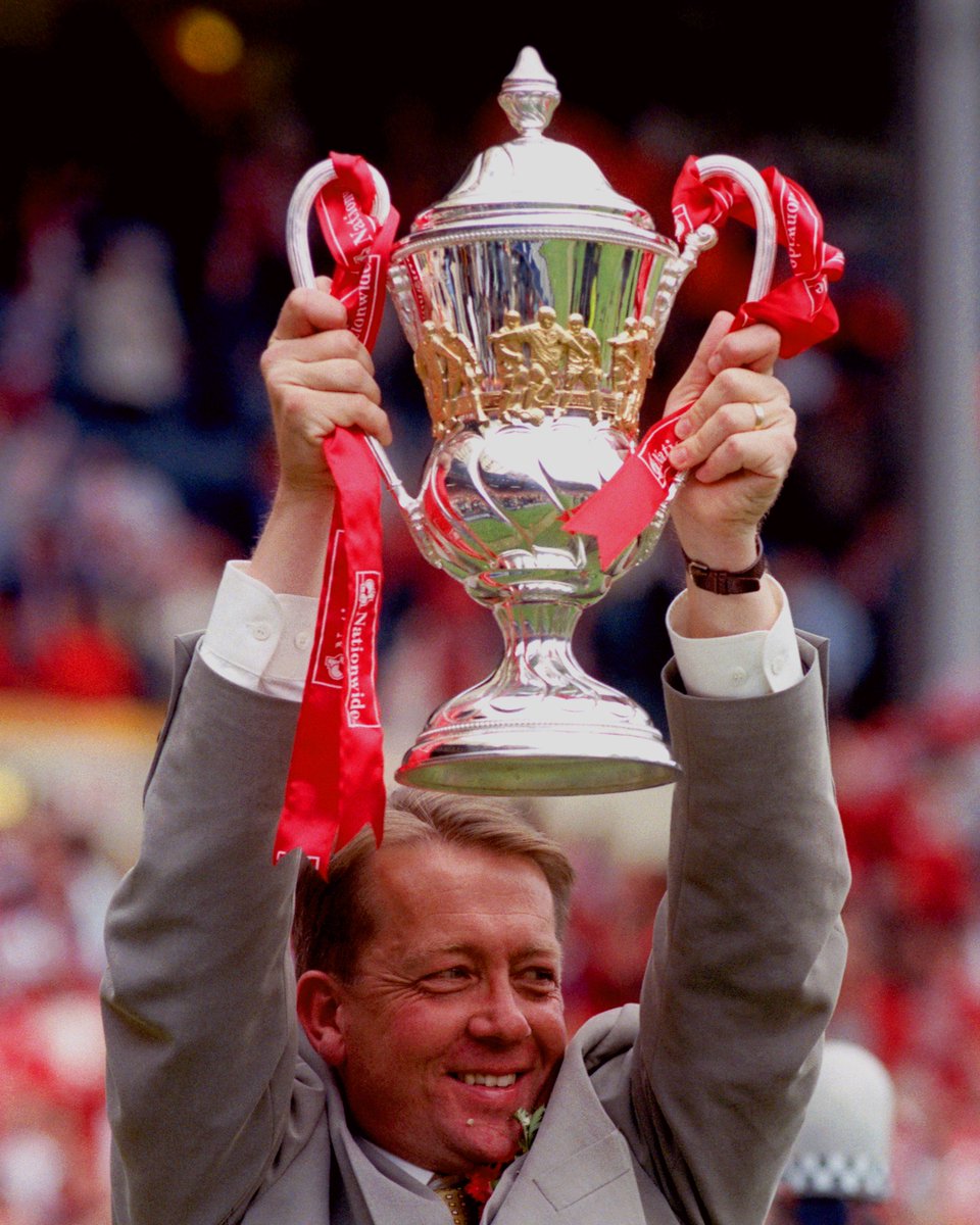 CAFCofficial's tweet image. #OnThisDay in 1998 ⏪

A special day at Wembley... 🤩

#cafc