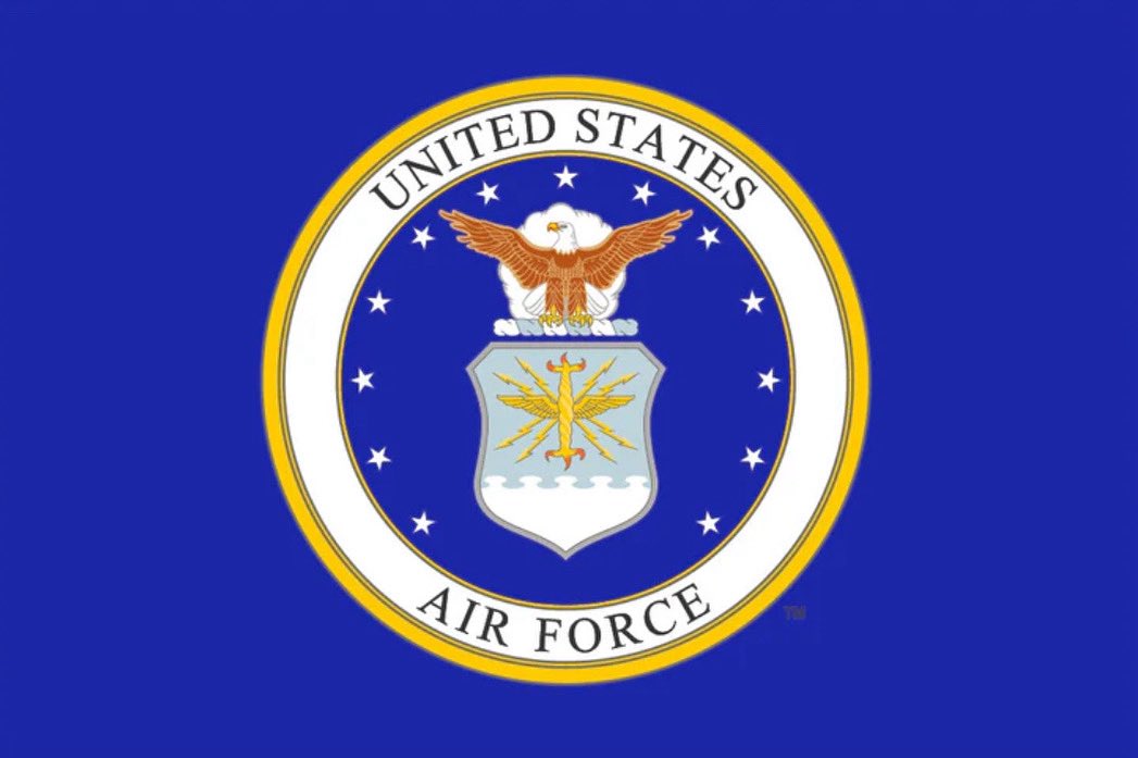 voxfab's tweet photo. Remembering all of the service men and women who bravely fought for our country. You make us proud. ❤️🇺🇸
#MemorialDay 
#usmarinecorps #usairforce
#usnavy #usarmy https://t.co/LkjhaQyvn9