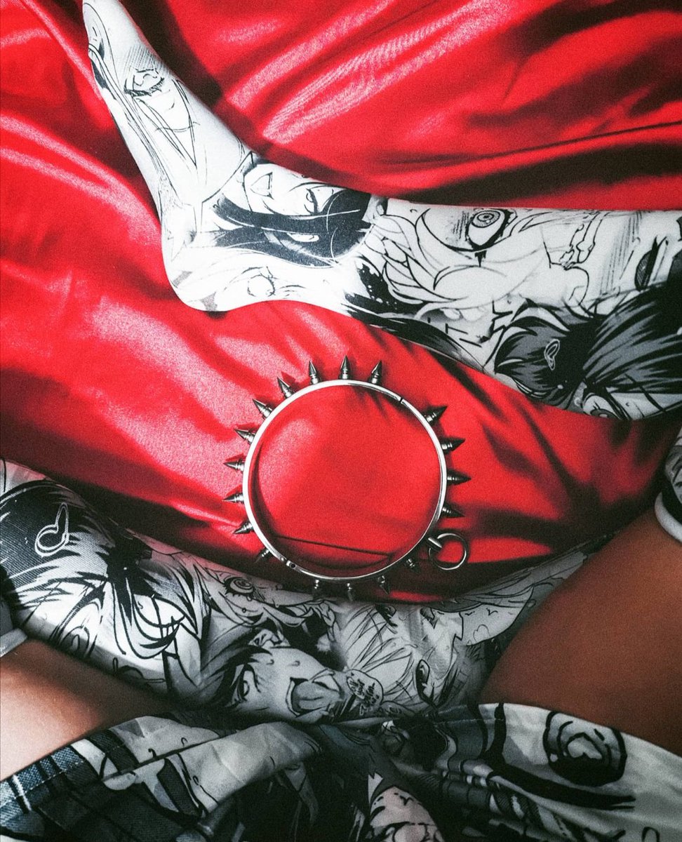 lustfulloflines's tweet photo. She tried to closer her legs, overwhelmed.
Him: *forces them apart, lips brushing her ear*
"Don’t you dare. I'm not f*king done. You'll take it cry, beg, screambl want it all. https://t.co/LKzyj8RjyY