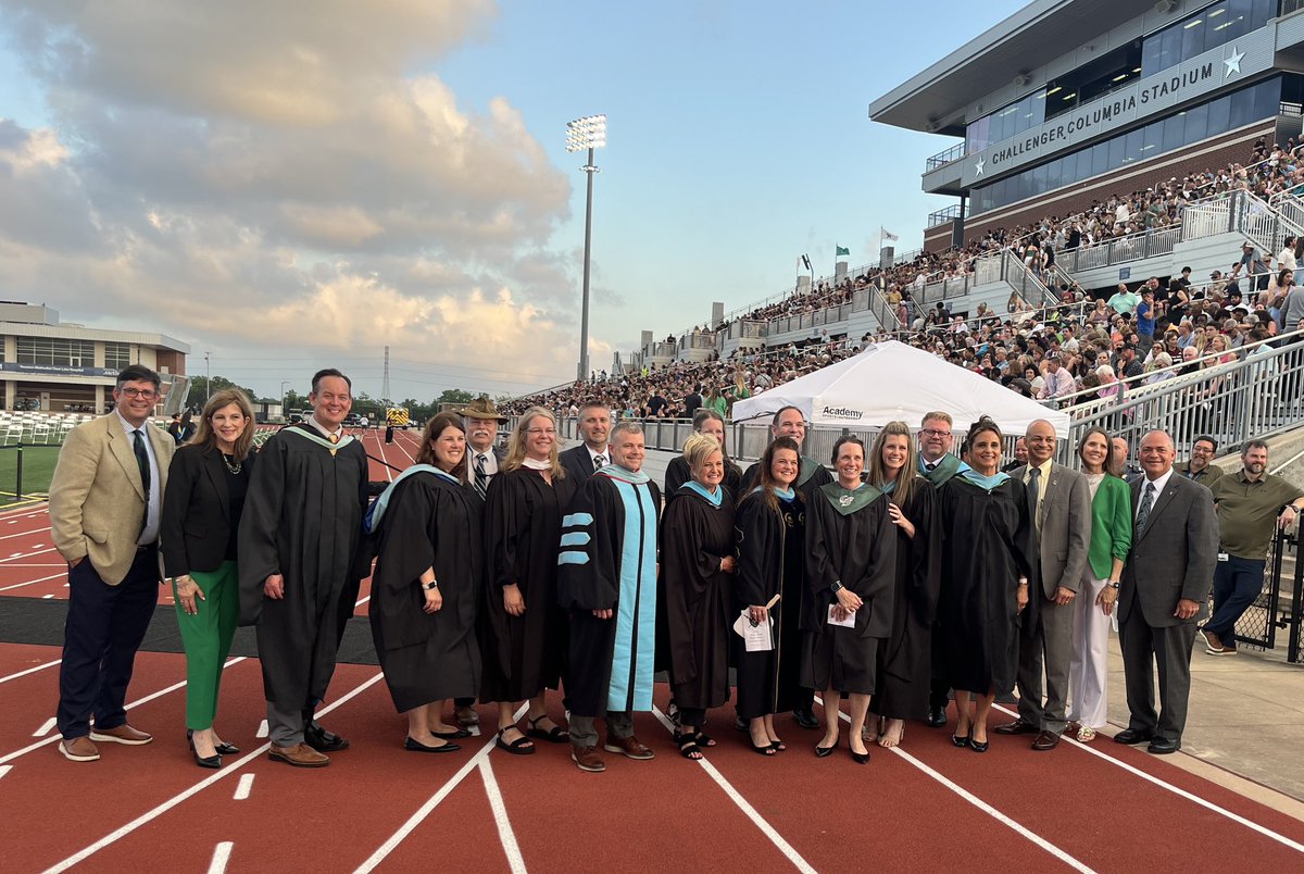 ⭐️ Go do great things, <a href="/ClearFalls/">Clear Falls HS</a> Knights! Congratulations on your graduation! ⭐️