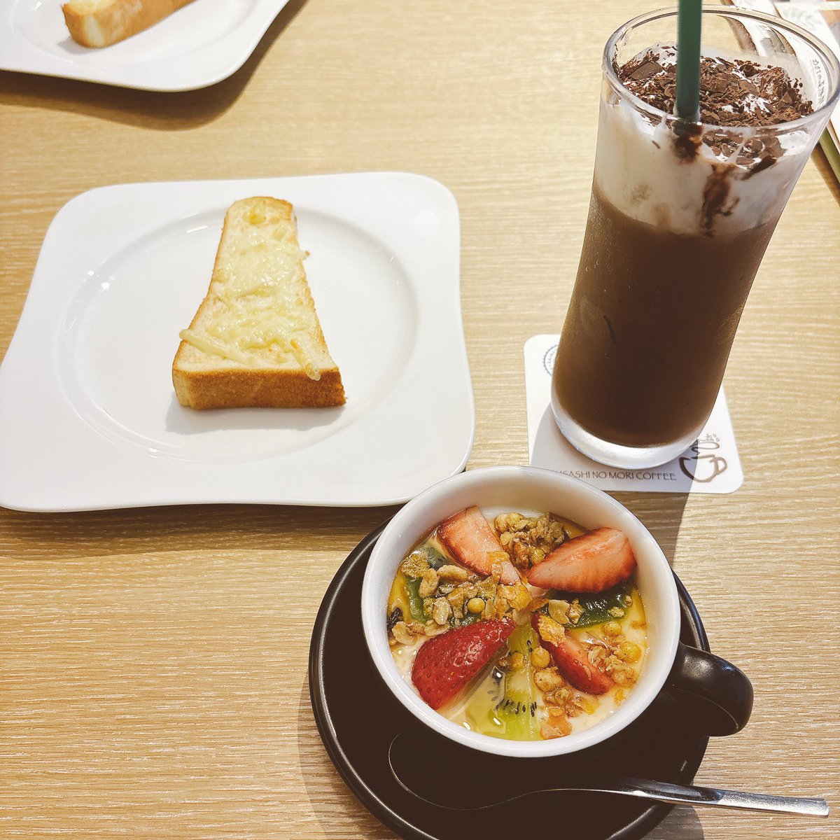 resetbuttonYKMZ's tweet photo. 朝活♡カフェ活♡
5.22のモーニング！！☀️
次はカフェラテ飲も〜〜(∩ˊᵕˋ∩) https://t.co/0Xy8psgyy0
