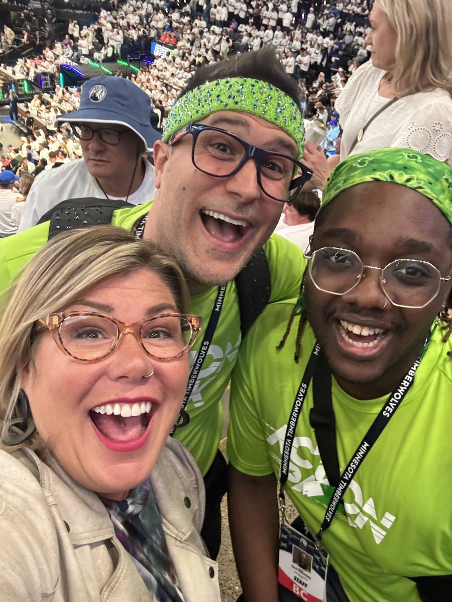 Fun watching the <a href="/Timberwolves/">Minnesota Timberwolves</a> dominate tonight with Kayla <a href="/eli_gillman/">Eli Gillman</a>