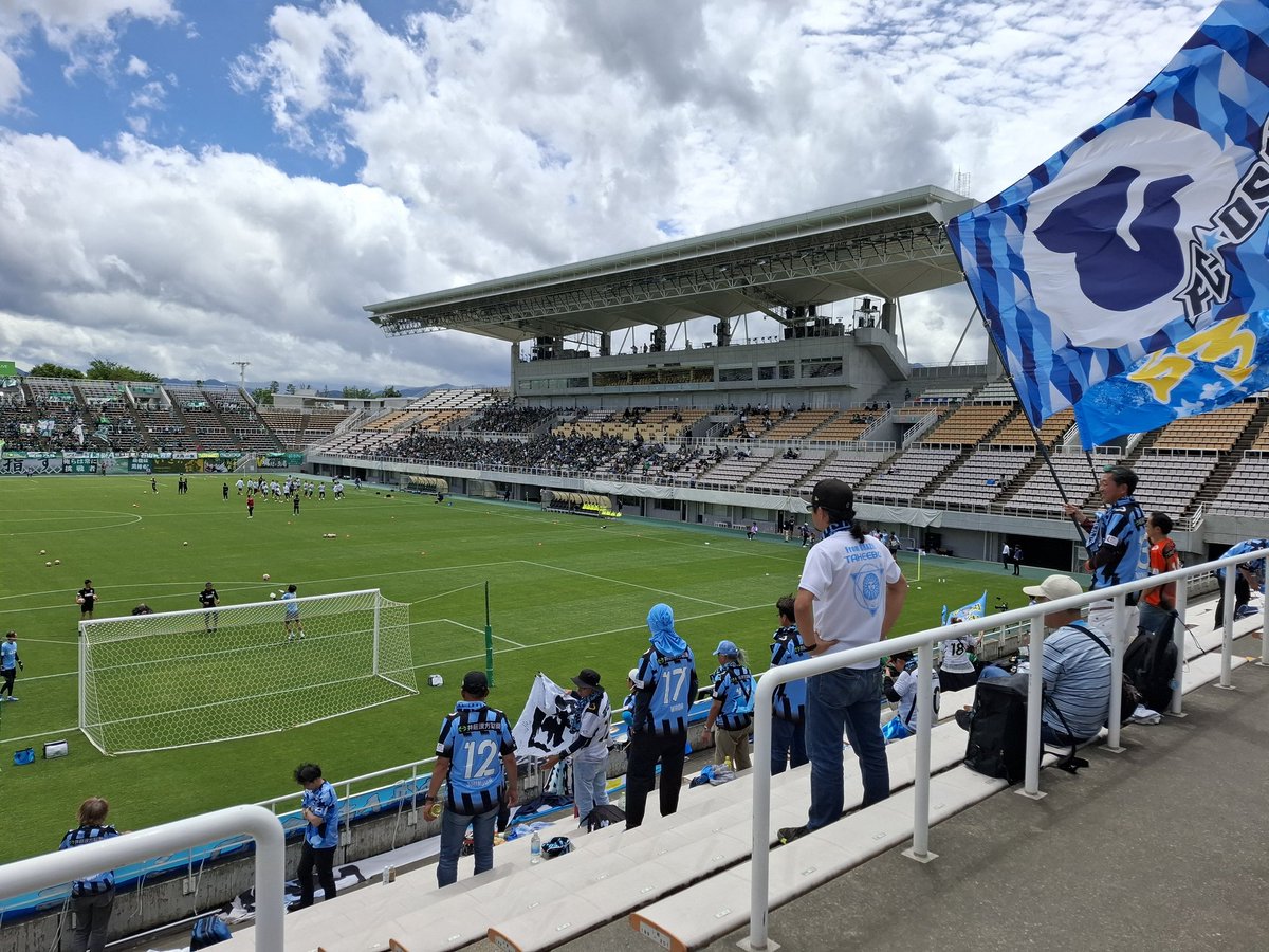 みなさんがんばりましょう！
#FC大阪　#天皇杯