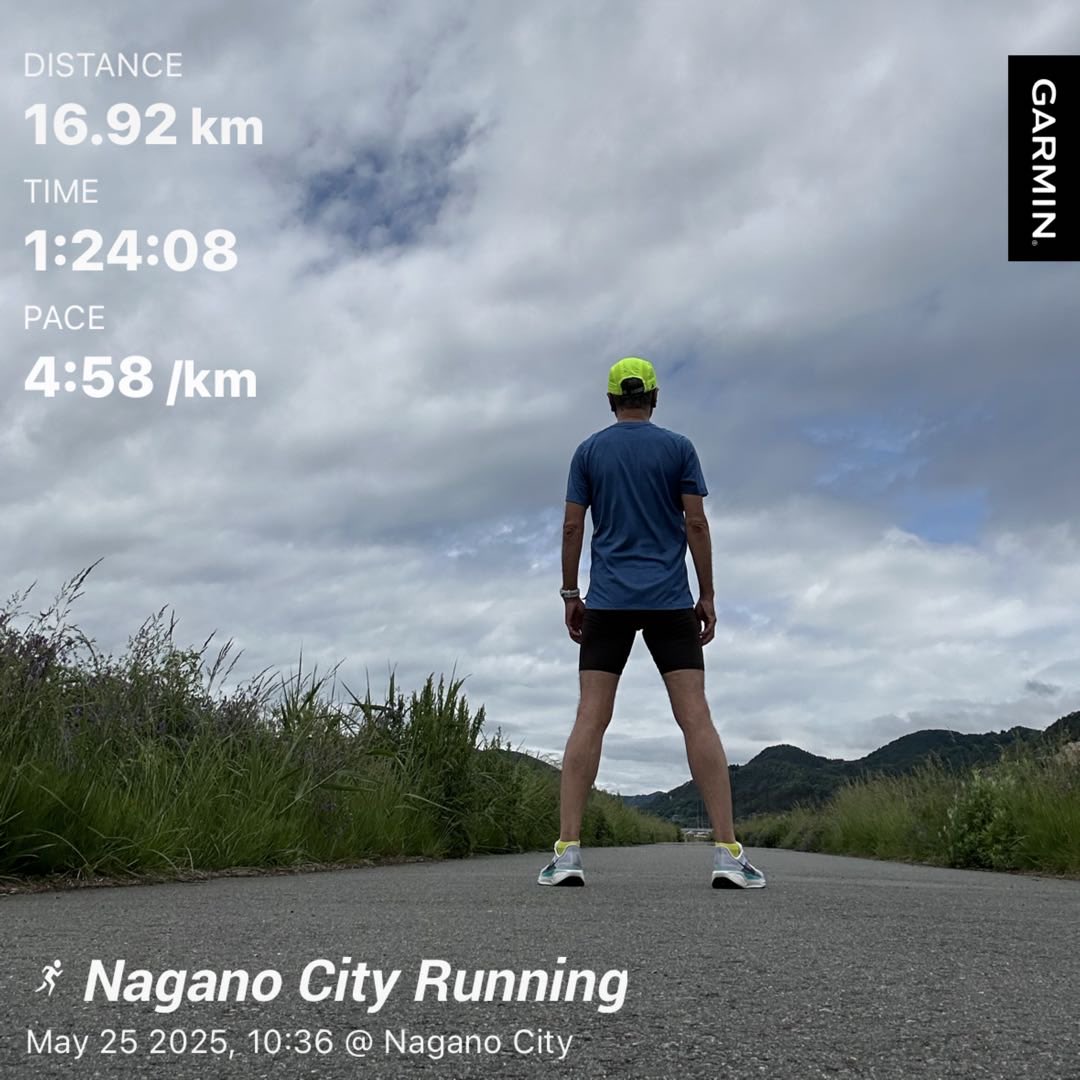 KWashizawa's tweet photo. 最後疲れてしまった

#garmin #beatyesterday #finishSTRONG #BostonMarathon  #炭平コーポレーション #nike #pegasus #long #tenmiles https://t.co/fRdQIVvDom