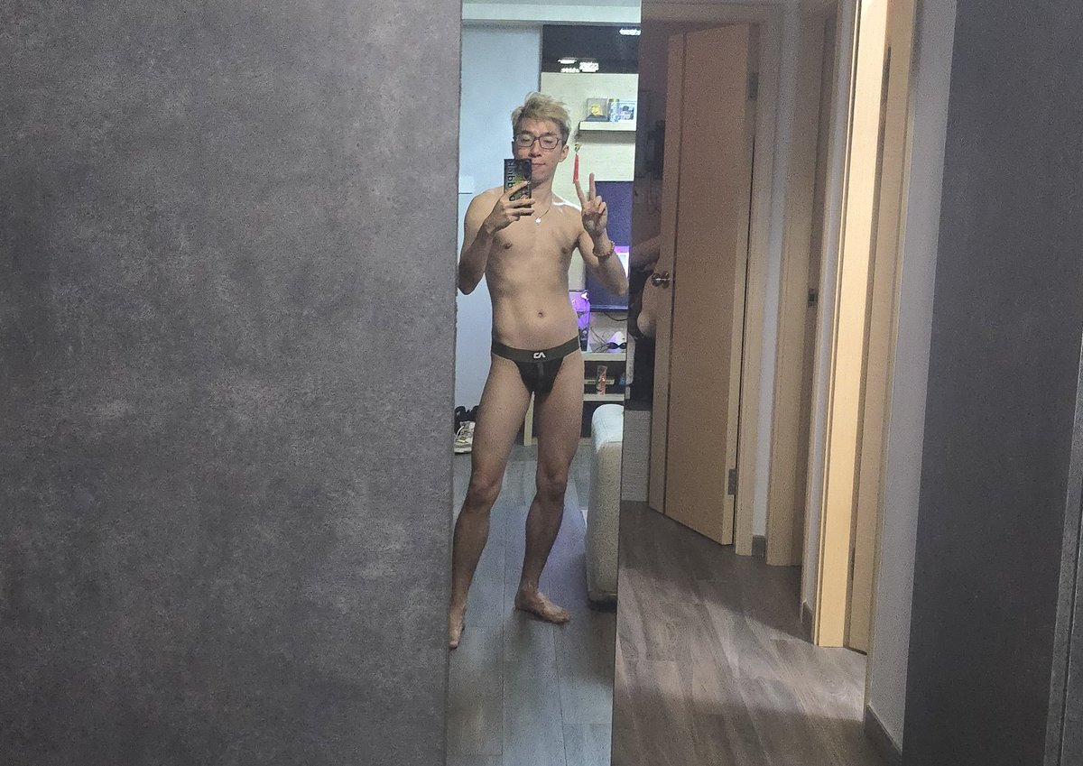 你們在家都穿這樣嗎？