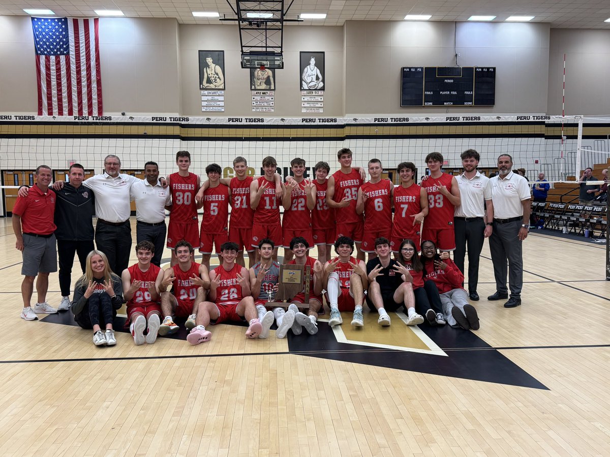 Tigers win Set 3, 25-22, and capture the 2025 Peru Regional Title. Tigers will play at Mackey Arena next Saturday in the 1:00 PM game vs the Winner of the Jeffersonville / Roncalli.