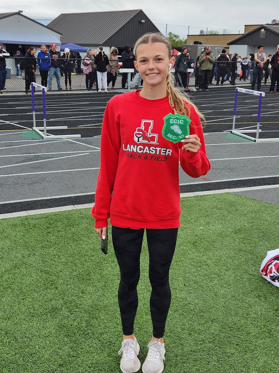 Congratulations to Freshman Heather Miller finishing 4th overall in High Jump #Golegends <a href="/LHS_Athletics1/">Lancaster Athletics</a>