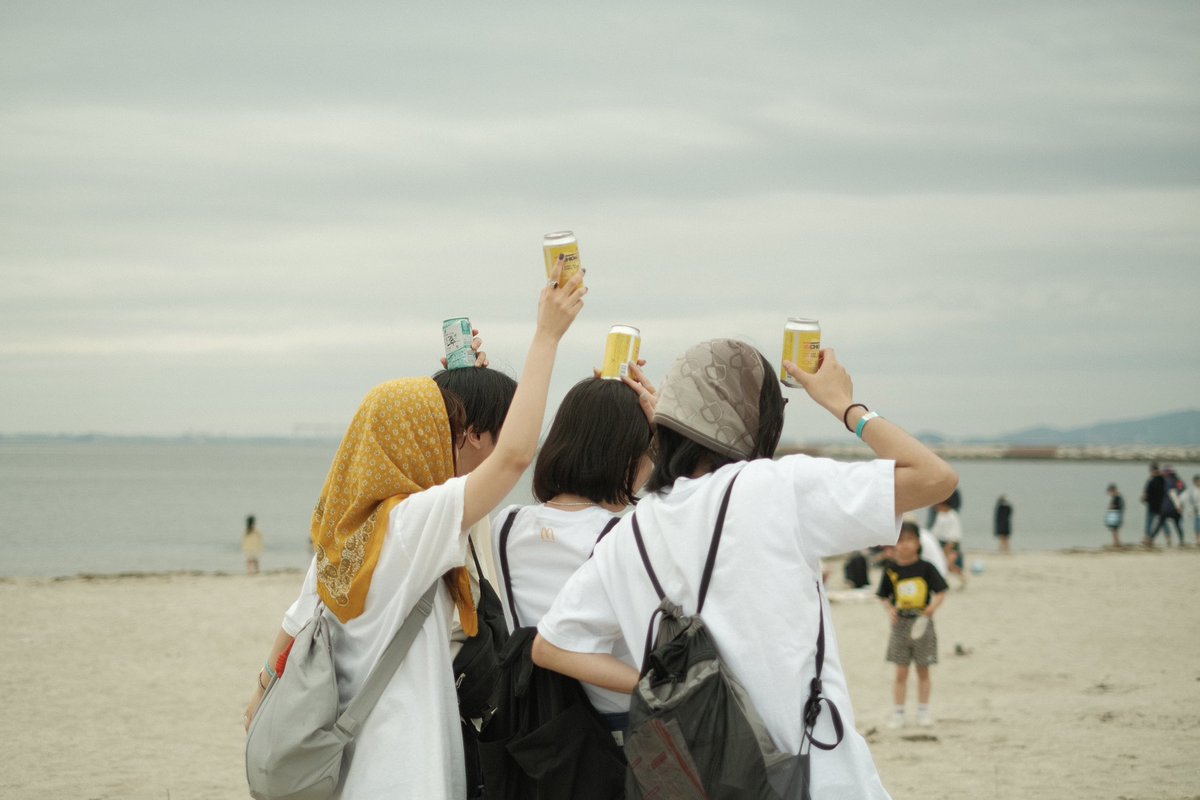 furuya_ll's tweet photo. 「森、道、市場 2025」②
写真撮ってください(通りすがり)も嬉しかったり。
お気に入りの3枚、被写体に届け…
私、短パン小僧すぎたな https://t.co/aQpssL0S7t