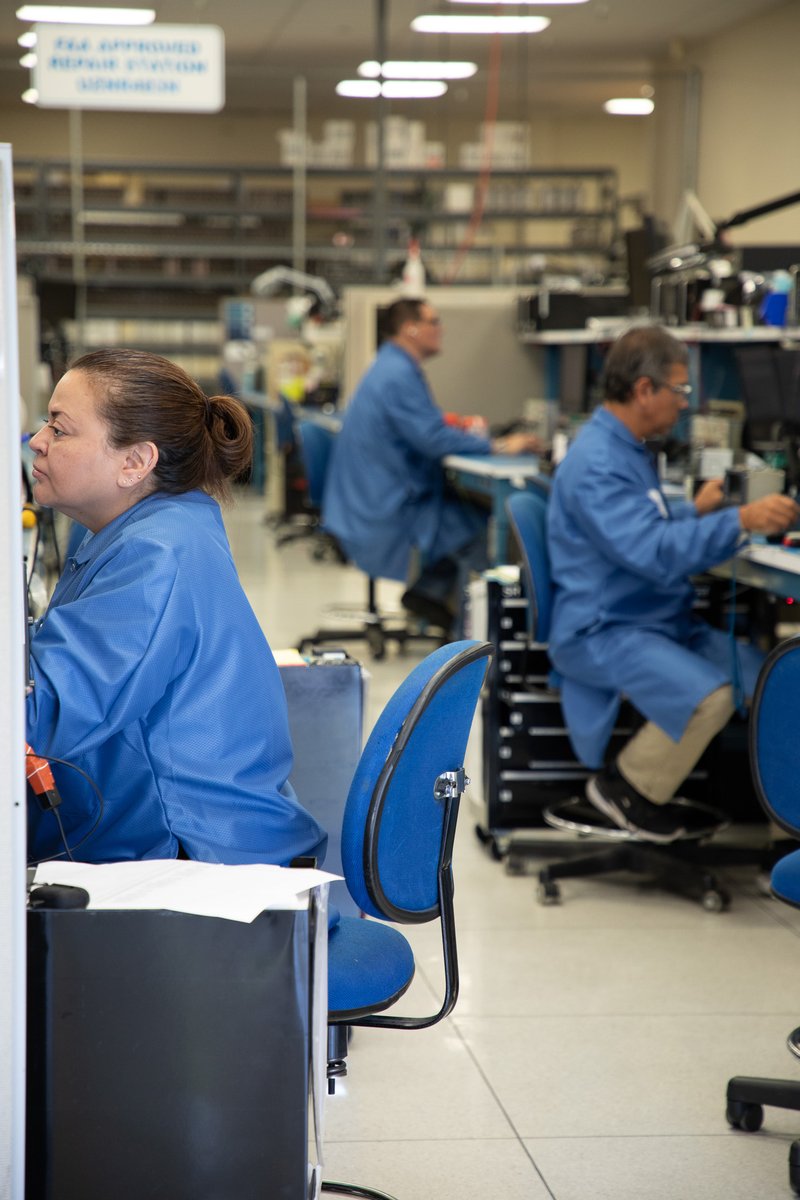 UnivAvionics's tweet image. Not all heroes wear capes... some wear smocks! 🛠️✈️ Happy #AMTDay!
A special shoutout to all the AMTs working in repair stations, especially our dedicated team in our Tucson Part 145 facility. They meticulously service, test, and ensure your avionics perform at their peak!