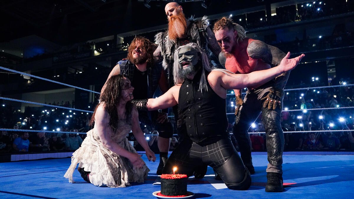 Love the Wyatt Sicks so much and so glad to see them make a return back to TV last night! 

I genuinely feel given the chance the faction can be one of the hottest acts in the company if given the correct creative and time. Personally I would love for them to humanise the