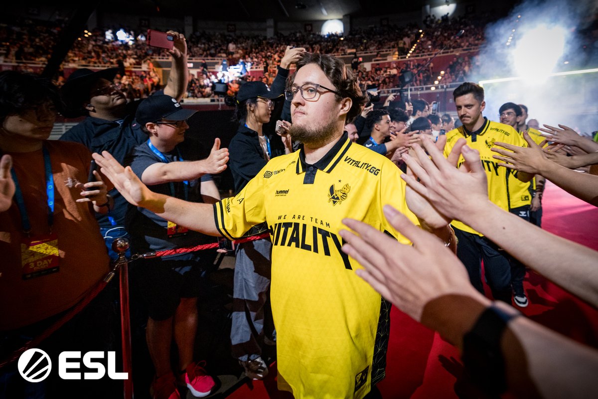 Intel® Extreme Masters (@iem) on Twitter photo THE STREAK CONTINUES! 🔥
<a href="/TeamVitality/">Team Vitality 🐝</a> punches their ticket to ANOTHER Grand Final after a hard-fought battle against <a href="/FalconsEsport/">Falcons Esports</a>! 💪
13-7 Dust2
6-13 Train
13-11 Inferno THE STREAK CONTINUES! 🔥
<a href="/TeamVitality/">Team Vitality 🐝</a> punches their ticket to ANOTHER Grand Final after a hard-fought battle against <a href="/FalconsEsport/">Falcons Esports</a>! 💪
13-7 Dust2
6-13 Train
13-11 Inferno