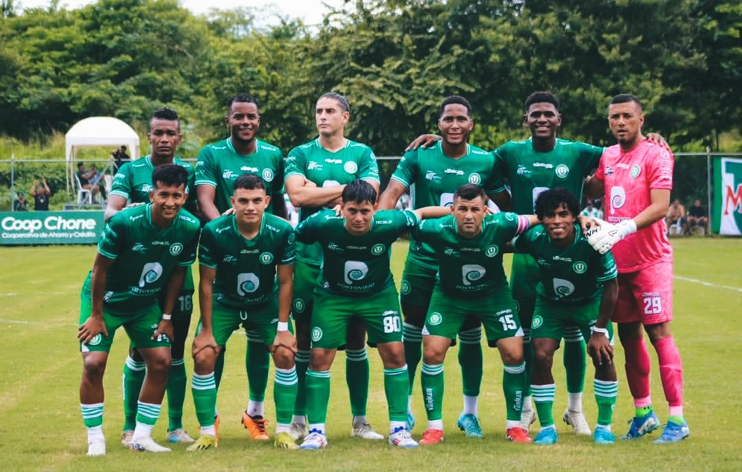 Vergonzosa derrota de #LDUP en Chone ante Grecia.

Resultado final: 2 - 0 en contra.