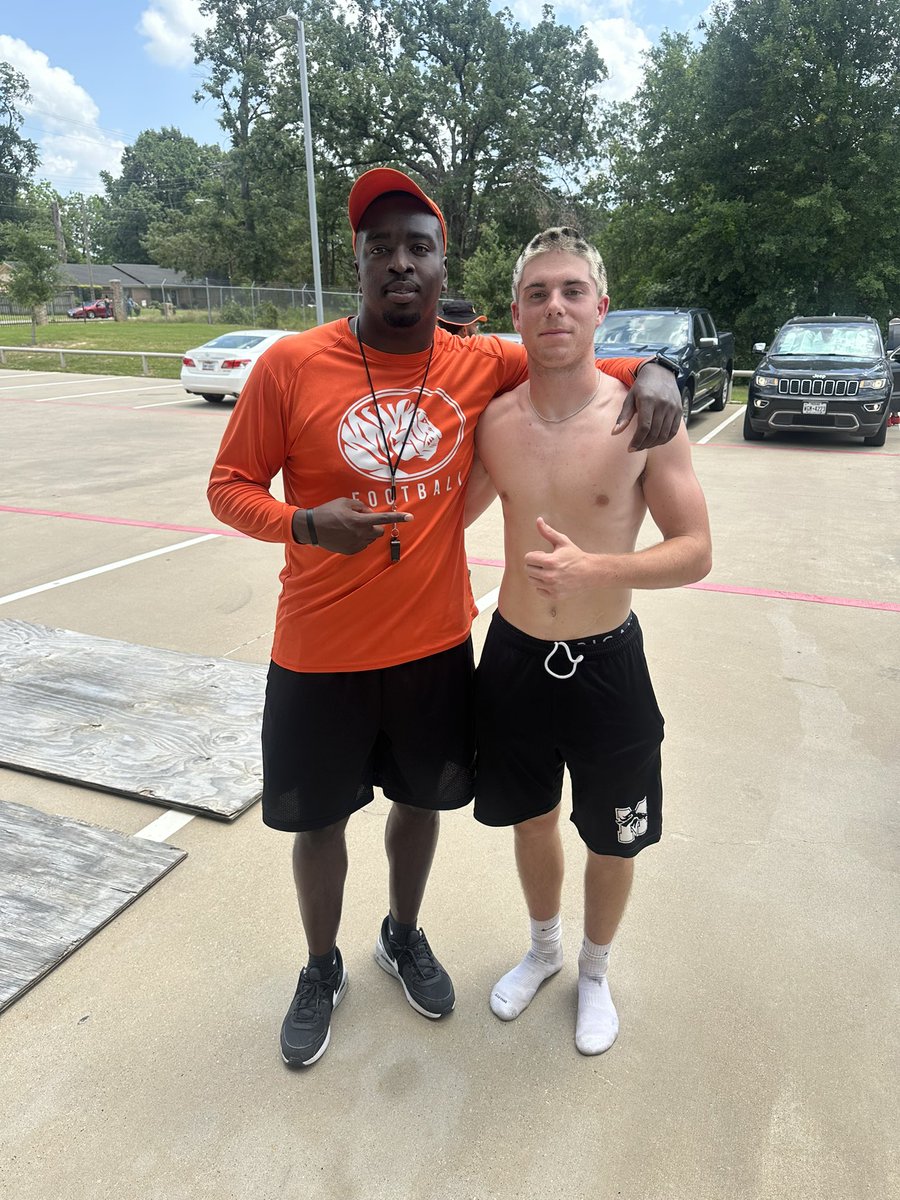 Landen Davis (@landen_davis07) on Twitter photo Thank you <a href="/LitrentaJohn/">John Litrenta</a> for the camp invite! And thank you <a href="/CoachTHendrix/">Aretavious Hendrix</a> and <a href="/ECUTigersFB/">ECU Tigers Football</a> for a great camp! Excited to keep putting in work with yโall!
<a href="/TheCoachStrick/">Coach Colton Strickland</a> <a href="/Waleed_Gaines/">waleed gaines ๐</a> <a href="/RecruitMustang/">Mustang Football Recruiting</a> <a href="/CoachLeeBlank/">Lee Blankenship</a> <a href="/JeremyHarris09/">Jeremy Harris</a> <a href="/CoachDeas/">Justin Deason</a> Thank you <a href="/LitrentaJohn/">John Litrenta</a> for the camp invite! And thank you <a href="/CoachTHendrix/">Aretavious Hendrix</a> and <a href="/ECUTigersFB/">ECU Tigers Football</a> for a great camp! Excited to keep putting in work with yโall!
<a href="/TheCoachStrick/">Coach Colton Strickland</a> <a href="/Waleed_Gaines/">waleed gaines ๐</a> <a href="/RecruitMustang/">Mustang Football Recruiting</a> <a href="/CoachLeeBlank/">Lee Blankenship</a> <a href="/JeremyHarris09/">Jeremy Harris</a> <a href="/CoachDeas/">Justin Deason</a>