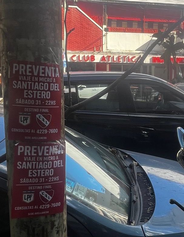 De los creadores de “LOS GRANDES NUNCA DESCIENDEN”…

“LOS MICROS A SANTIAGO”