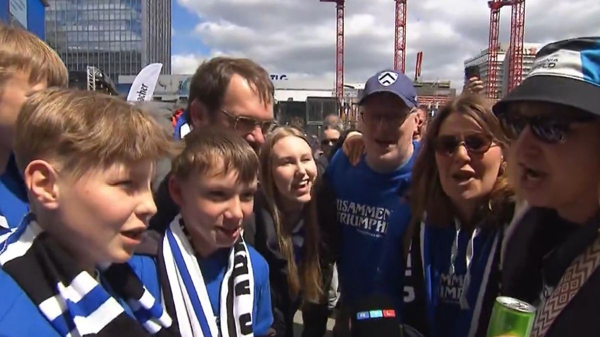 "Seit 40 Jahren darauf gewartet": Arminia-Fans jetzt schon selig wie Pokalsieger n-tv.de/mediathek/vide…