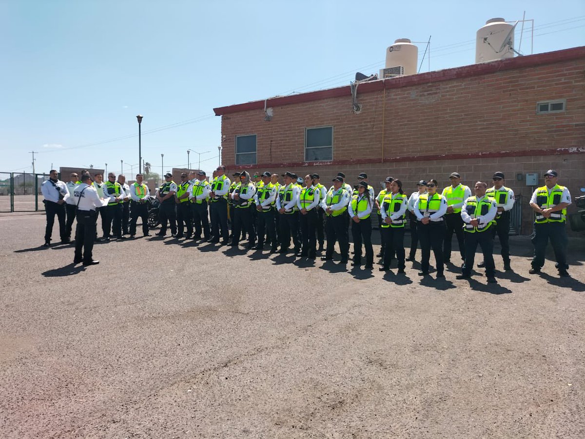 ¡ Sábado de diversión pero con seguridad ! 

- Sal con tiempo de tu casa 
- Respeta los límites de velocidad 
- Cede el paso a los peatones 
- No conduzcas bajo los efectos del alcohol 
- Acata las indicaciones de nuestros compañeros.