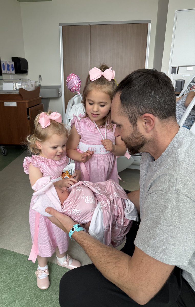beardmars's tweet image. Welcoming baby girl number 3 to this beautiful world
