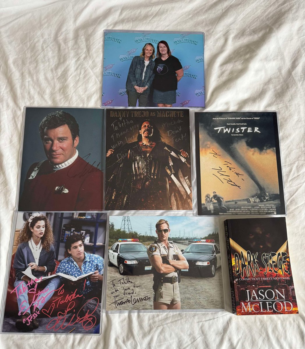 tabithahawk's tweet image. I got to meet Helen Hunt today in Oklahoma City and got a few autographs such as Helen Hunt, Danny Trejo, William Shatner, Mario Lopez, Elizabeth Berkley from saved by the Bell and Thomas Lennon from Reno 911.  going to see a screening of the Twister movie next.#galaxyconOKC