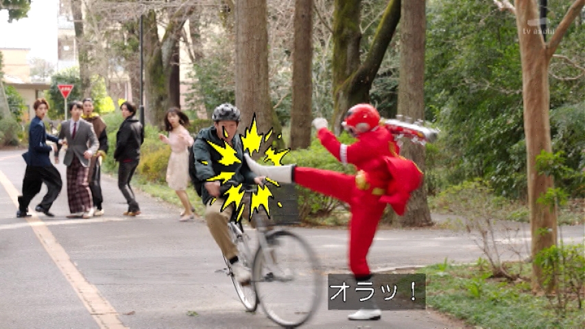 ただの自転車通行人をwwwひどいwwwwwww #nitiasa #ゴジュウ