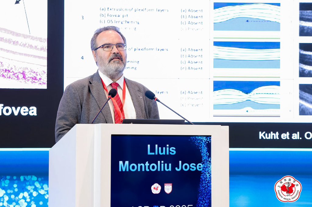 LluisMontoliu's tweet image. Presenting our research work and results on #albinism using #CRISPR avatar mouse models at the #ASPCR2025 meeting in Shanghai (China) @CIBER_ISCIII @CIBERER @ifpcs @EuSPCR