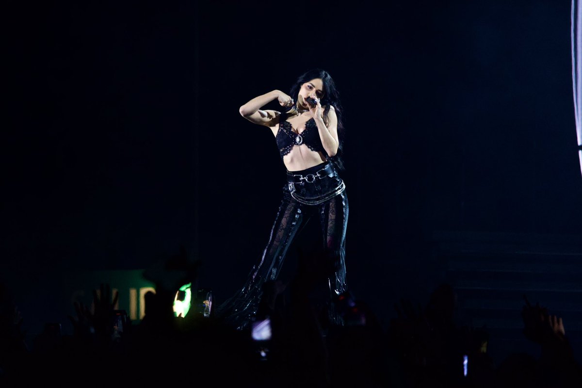 Lali en Velez 
<a href="/lalioficial/">Lali</a>