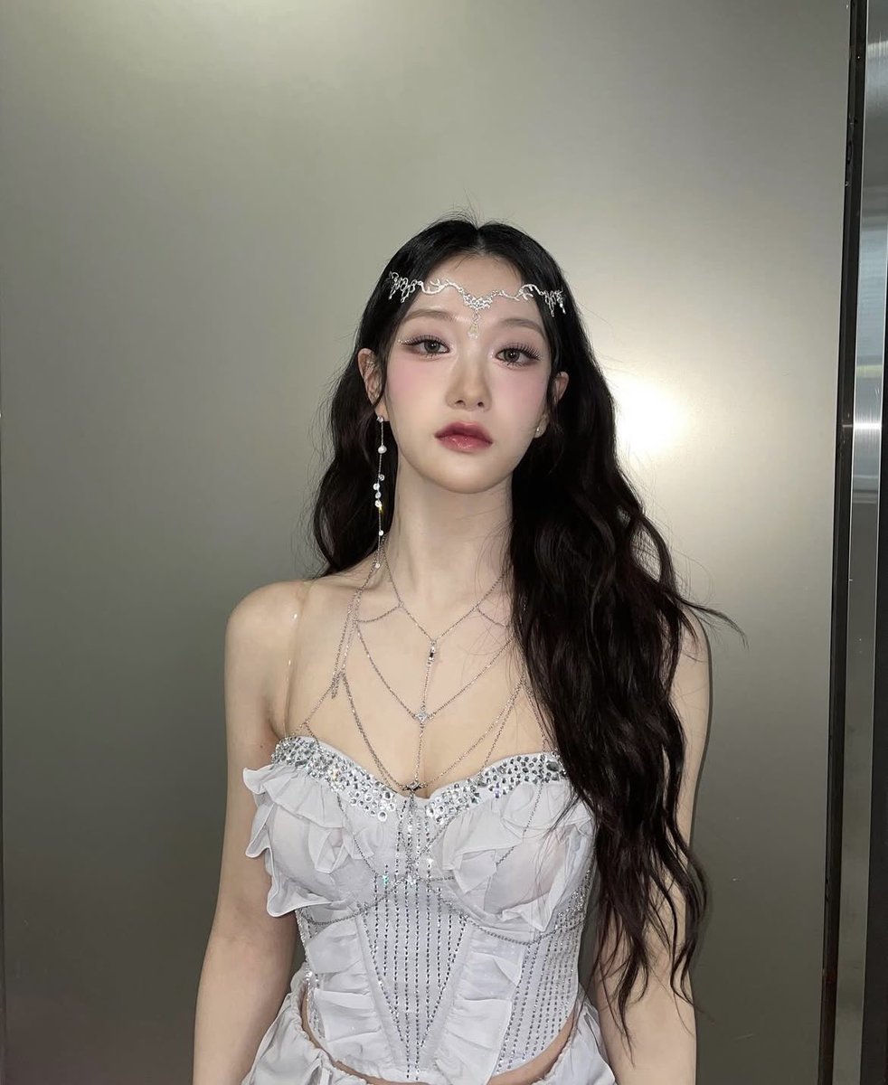 check out @.𝐦𝐢𝐬𝐬𝐦𝐚𝐯𝐞𝐫𝐢𝐜𝐤.𝐣 new post on #hdcgram

"Passei no teste. Vou diminuir, irei para o Ocidente e continuarei sendo Galadriel."